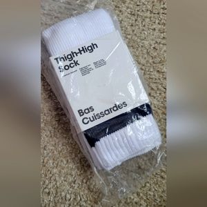 🧦 Thigh High Pair of Socks